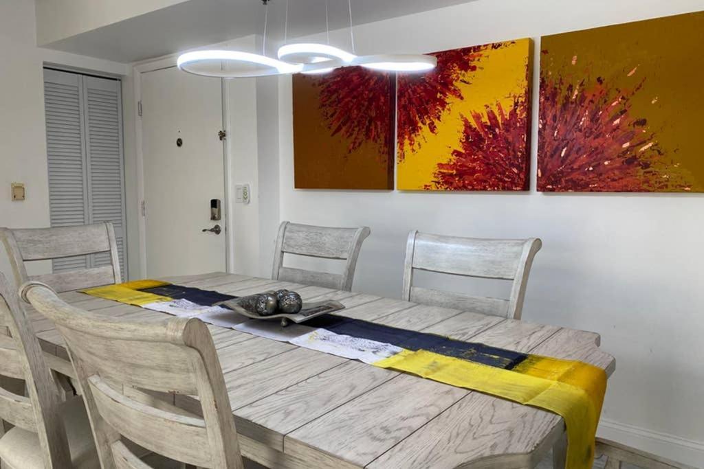 Апартаменти Yacht Club At Aventura 2 Bed 2 Bath Luxurius Cozy Brand New 2020 Екстер'єр фото